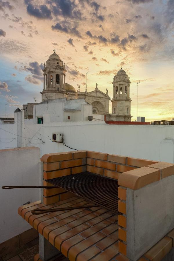 Catedral View Apartment By Cadiz4Rentals المظهر الخارجي الصورة
