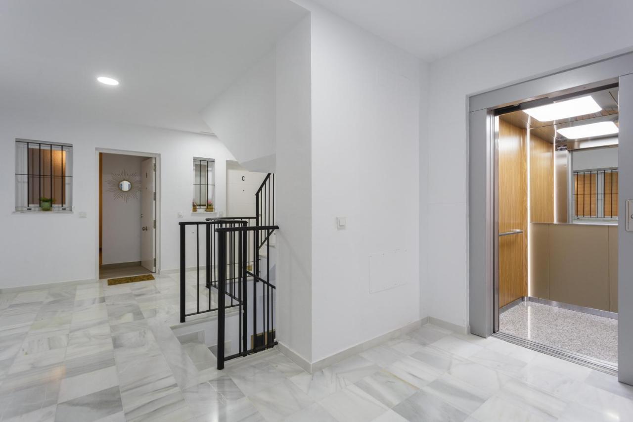 Catedral View Apartment By Cadiz4Rentals المظهر الخارجي الصورة